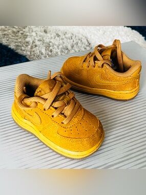 ✨Nike Air Force 1 Low LV8 3 ‘Wheat’, TD Size 4C✨